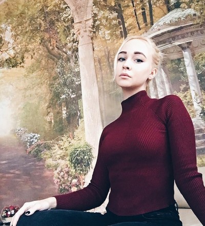 Света, Г. Грязи